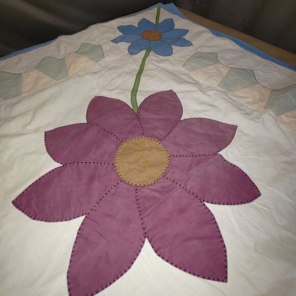 Dahlia Quilt Handmade Patchwork Lightweight Vintage Floral Light Blue Back - Picture 13 of 16